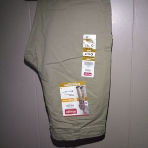 Wrangler 34×30 Relaxed Fit Cargo Pants